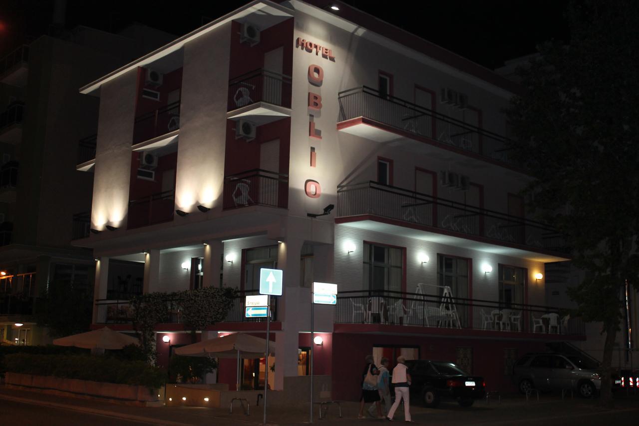 Hotel Oblio Rimini Bagian luar foto