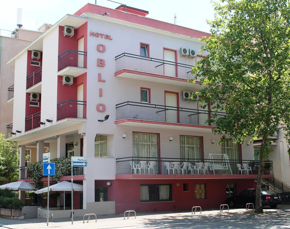 Hotel Oblio Rimini Bagian luar foto