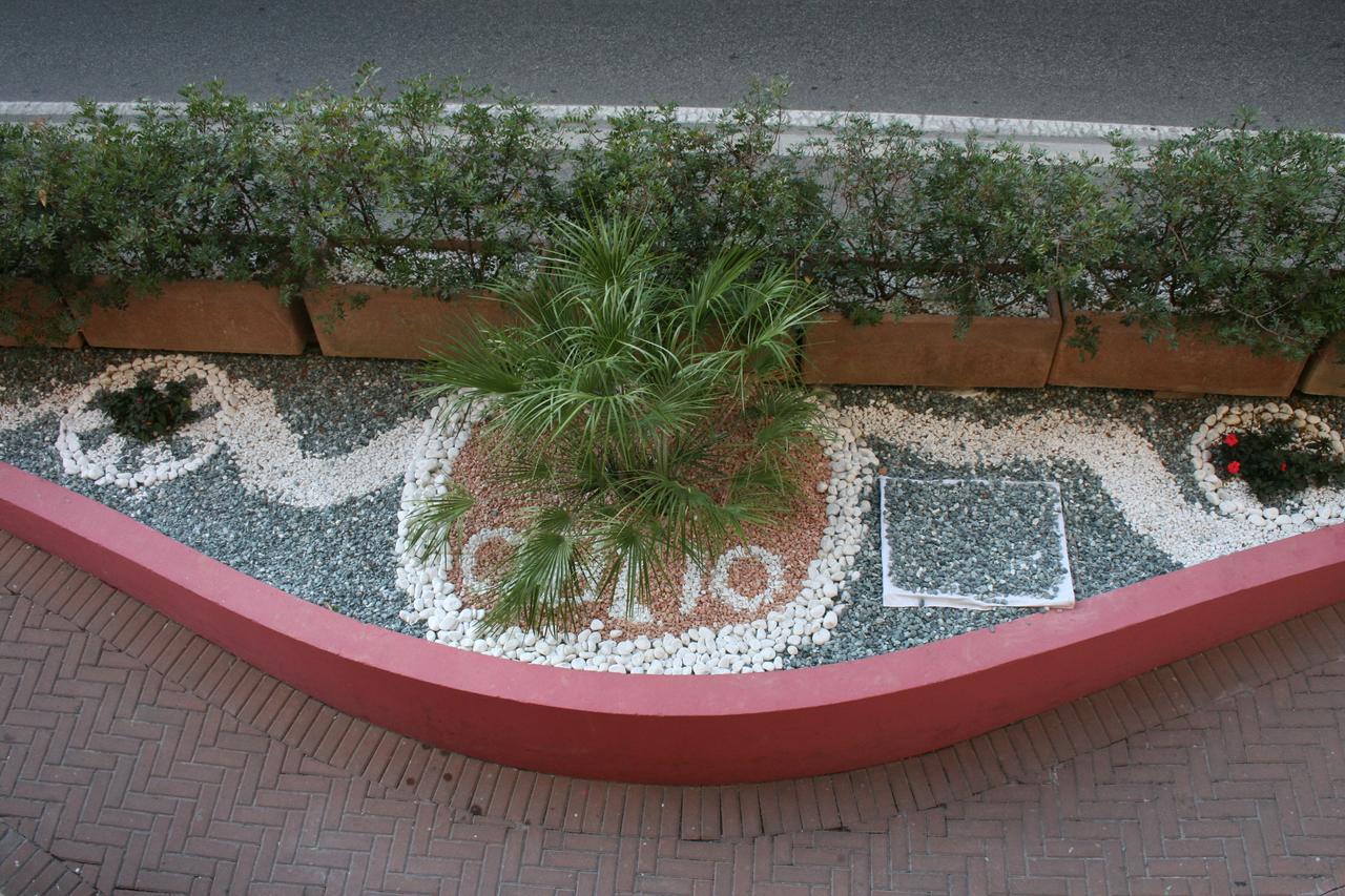 Hotel Oblio Rimini Bagian luar foto